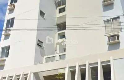 Apartamento com 4 quartos para alugar no Centro, Campos dos Goytacazes 