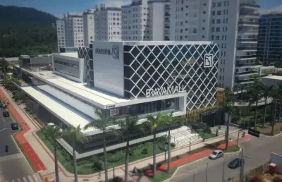 Ponto comercial com 3 salas à venda na Rua Delfim Mário Pádua Peixoto, 500, Balneário Santa Clara, Itajaí