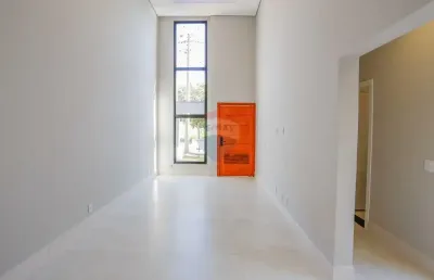 Casa a venda 3 dormitórios sendo 1 suíte em condomínio fechado