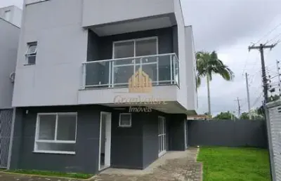Sobrado com terraço à venda no portão não geminados