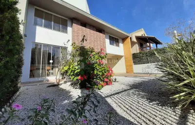 Casa com 4 quartos à venda na Praia de Armação do Itapocorói, Penha 