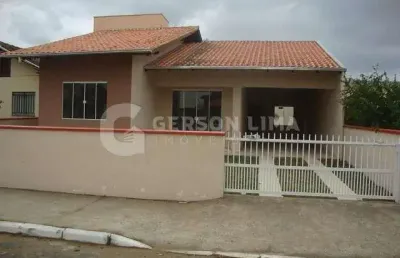 Casa com 3 quartos à venda no Centro, Penha 