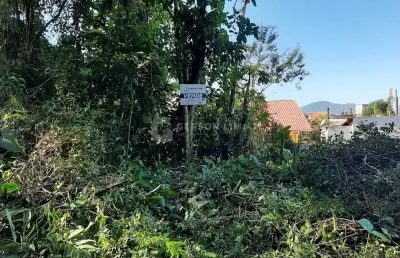 Terreno à venda no Centro, Penha 