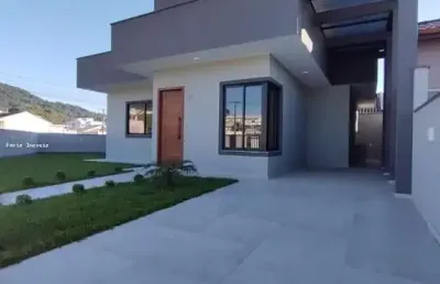 &#127969; casa moderna com spa e acabamentos de alto padrão