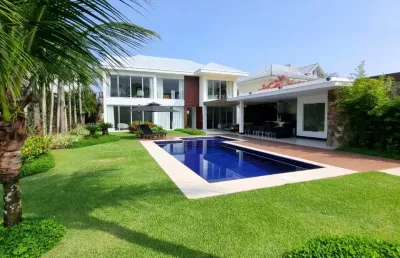 Casa em condomínio fechado com 4 quartos para alugar na Rua Augusto Presgrave, 165, Barra da Tijuca, Rio de Janeiro