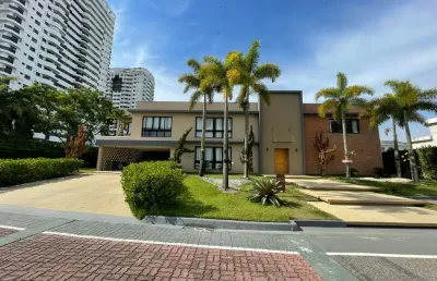 Belíssima casa no cond: villagio felivitá barra da tijuca