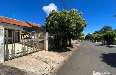Casa com 4 quartos à venda no Jardim Nobre, Rolândia 