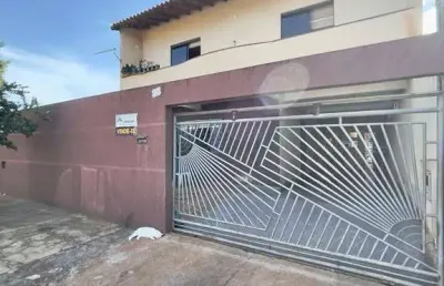 Casa com 3 quartos à venda no Jardim Santo Eduardo, Rolândia 