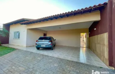 Casa com 3 quartos à venda no Jardim Roland, Rolândia 