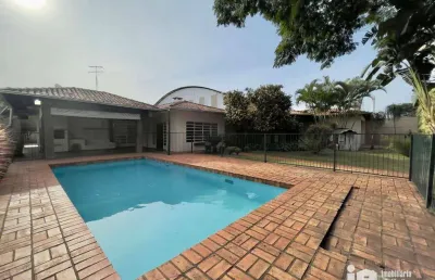 Casa com 3 dormitórios à venda, 348 m² por r$ 1.500.000,00 - centro - rolândia/pr