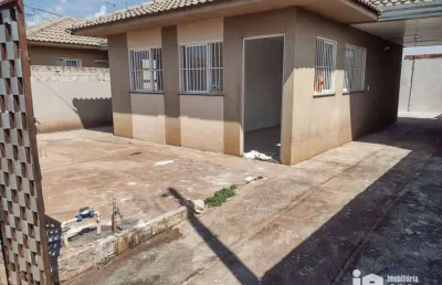 Casa com 2 quartos à venda no conjunto habitacional tomie nagatani, rolândia , 53 m2 por r$ 120.000