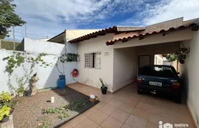 Casa com 2 dormitórios à venda, 76 m² por r$ 170.000 - jardim coliseu - rolândia/pr