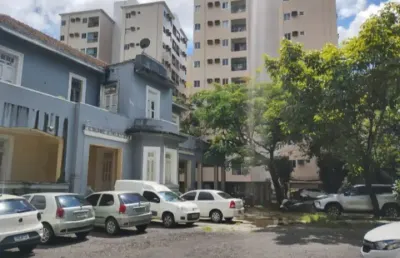 Vendo apartamento  3 quartos, suíte, ótima localização
