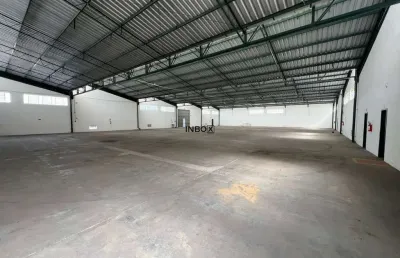 Inbox cia imobiliária aluga pavilhão com 1500m² com doca pra carregamento as margens da rodovia na cidade de farroupilha