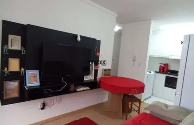 Apartamento semi mobiliado de 2 quartos em garibaldi