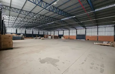 Inbox cia imobiliária vende pavilhão com 1600m² na cidade de garibaldi