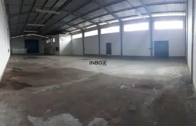 Pavilhão com 700² em tamandaré na cidade de garibaldi