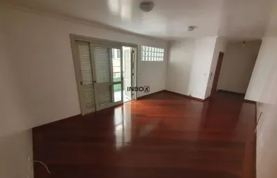 Inbox cia imobiliária vende amplo apartamento com 100,75m² privativos e 02 quartos no centro de bento gonçalves.