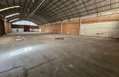 Inbox cia imobiliária aluga pavilhão com 1200m² no bairro vinosul na cidade de bento gonçalves