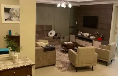 Inbox cia imobiliária vende apto de 03 dormitórios cidade alta.