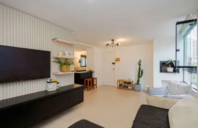 Apartamento 3 quartos à venda no portão, 100% reformado, com suíte e churrasqueira à carvão, 1 vaga por r$ 595.900 - ao lado do supermercado muffato