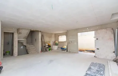 Casa em condomínio | pinheirinho | personalização de acabamentos | 4 quartos | 4 vagas cobertas de garagem | 233m² privativos | r$ 1.190.000,00