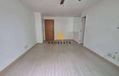Apartamento com 2 quartos para alugar na avenida malibu, 260, barra da tijuca, rio de janeiro por r$ 5.300