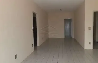 Amplo apartamento com 03 dormitórios na avenida duque de caxias