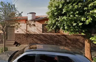 Casa com 4 quartos para alugar na Vila Nove de Julho, Bauru 