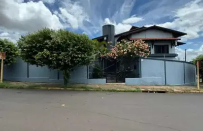 Excelente imóvel comercial ou residencial proximo a nações