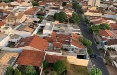 Apartamento com 2 quartos para alugar no Jardim América, Bauru 