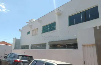 Casa com 3 quartos para alugar na Vila Carmelo, Botucatu 