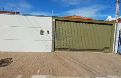 Casa com 3 quartos à venda no Parque Jardim Europa, Bauru 