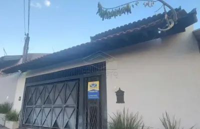 Casa com 2 quartos à venda no Jardim América, Bauru 