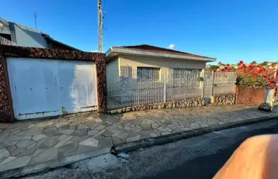 Casa com 3 quartos à venda no Centro, Botucatu 