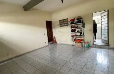 Casa com 3 quartos à venda no Centro, Lençóis Paulista 