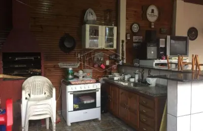 Casa com 3 quartos à venda no Alto, Botucatu 