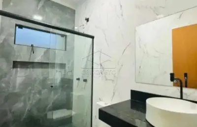 Residência com 3 dormitórios sendo uma suíte - vila souto