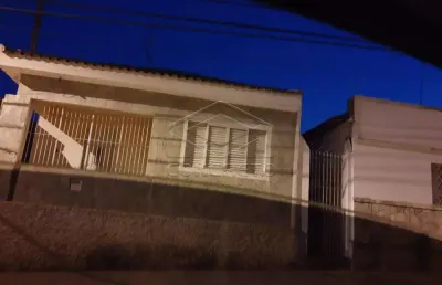 Casa com 2 quartos à venda no Jardim Bela Vista, Bauru 