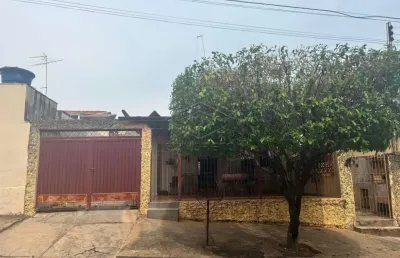 Ótima oportunidade - 2 casas no mesmo terreno - vila industrial