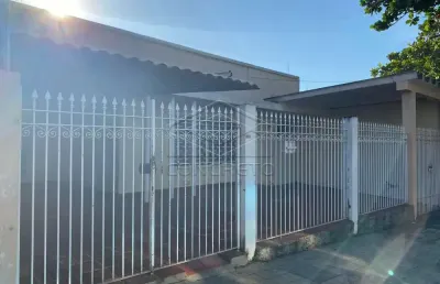 Casa com 3 quartos à venda no Centro, Bauru 