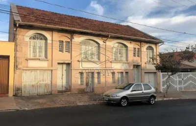 Casa com 4 quartos à venda no Centro, Agudos 