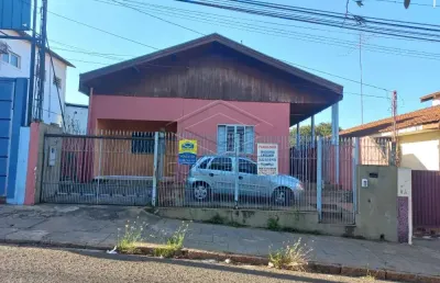 Casa com 3 quartos à venda na Vila Seabra, Bauru 