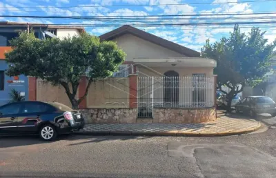 Casa com 4 quartos à venda na Vila Santa Tereza, Bauru 