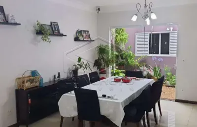 Casa com 3 quartos à venda na Vila Souto, Bauru 