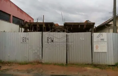 Casa com 3 quartos à venda no Centro, Agudos 