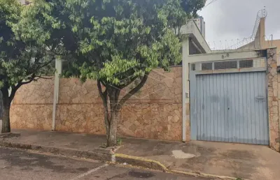 Casa com 3 quartos à venda no Parque Jardim Europa, Bauru 