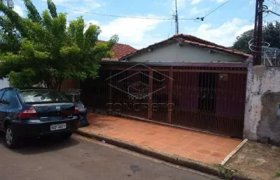 Casa com 2 quartos à venda na Vila Éden, Lençóis Paulista 