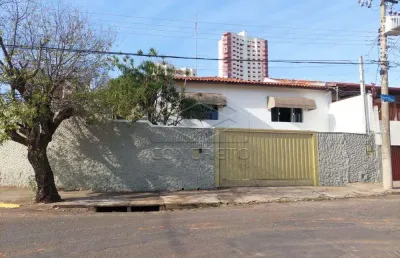 Casa com 3 quartos à venda no Jardim Panorama, Bauru 