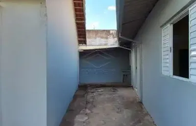 Linda casa com boa localização próximo à av. pinheiro machado
